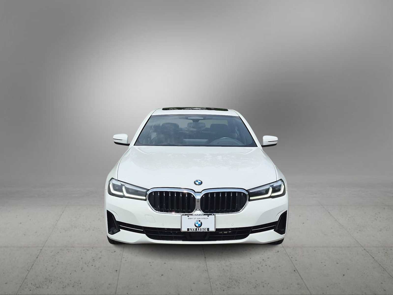 Used 2021 BMW 540i xDrive w/ Premium Package AWD/4WD image 3
