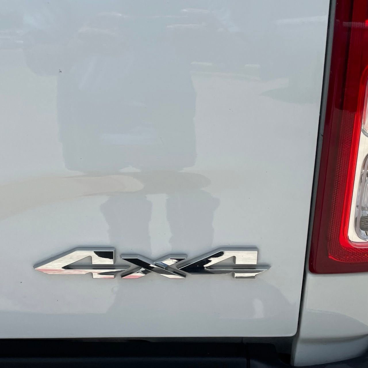 Used 2024 RAM 3500 Big Horn AWD/4WD image 6