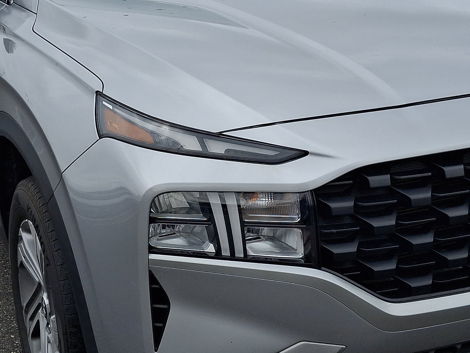 Certified 2023 Hyundai Santa Fe SEL AWD/4WD image 9