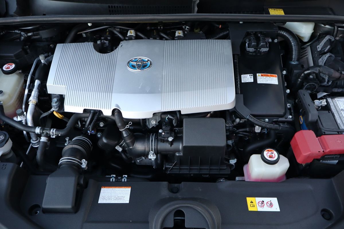 Used 2017 Toyota Prius Two image 39