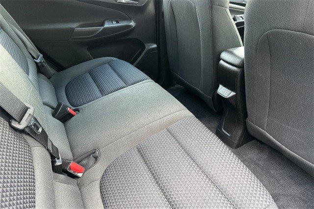 Certified 2022 Chevrolet Bolt EUV LT w/ Comfort Package image 13