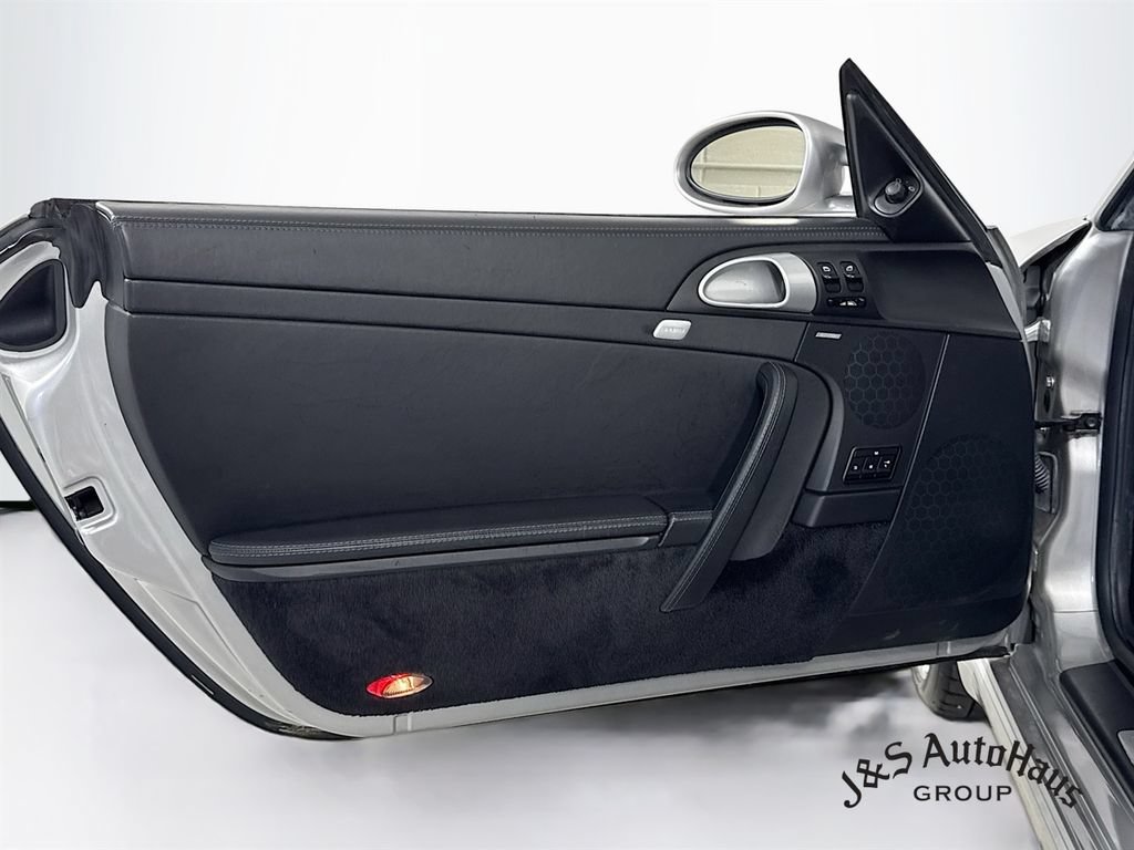 Used 2005 Porsche 911 Carrera S RWD image 22