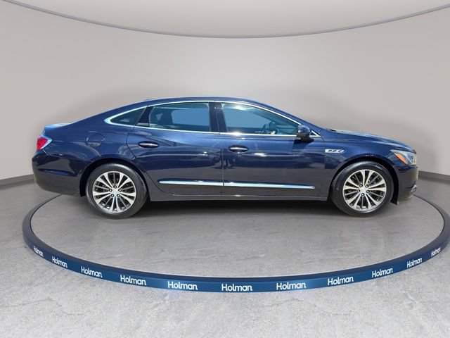 Used 2017 Buick LaCrosse Essence FWD image 5