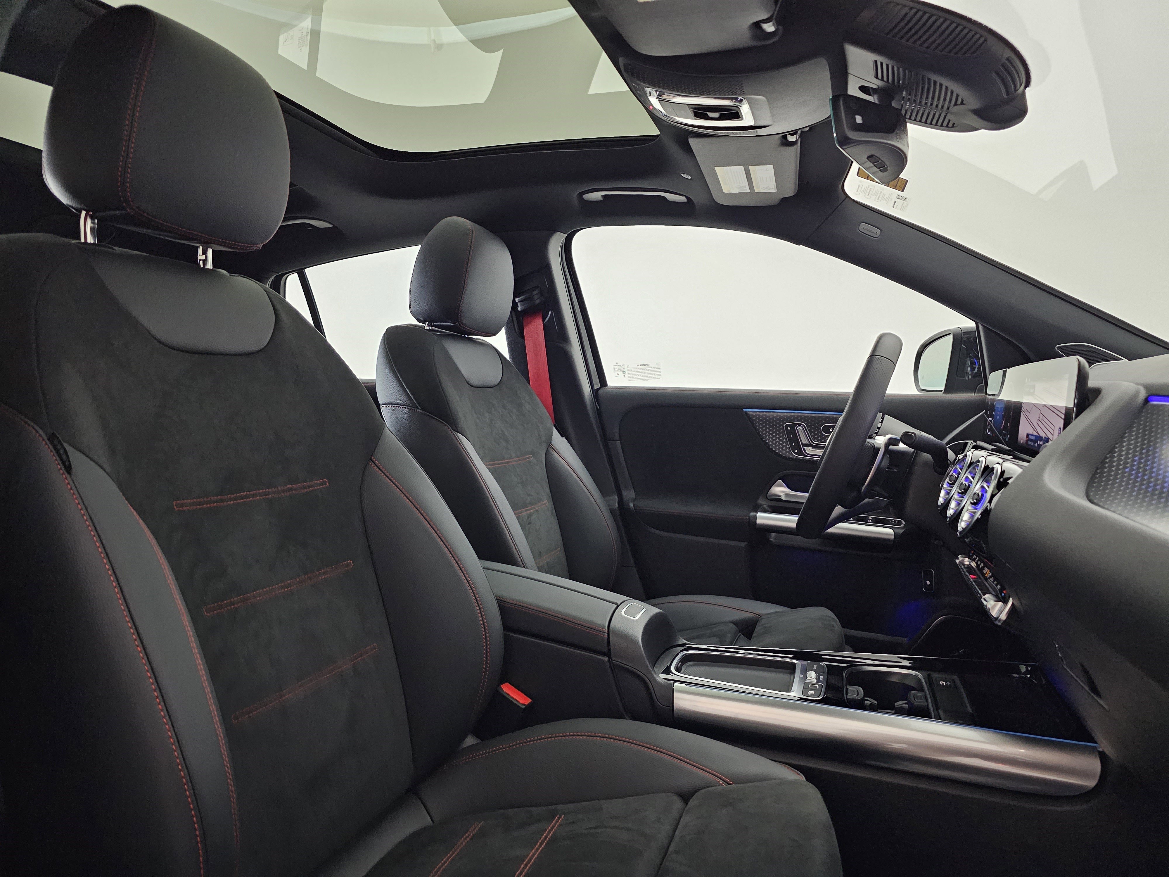 Certified 2025 Mercedes-Benz GLA 35 AMG 4MATIC image 18