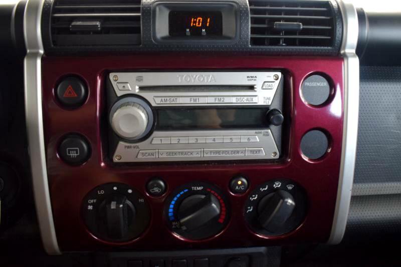 Used 2007 Toyota FJ Cruiser 2WD image 24