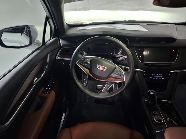 Used 2025 Cadillac XT5 Sportv AWD/4WD image 13