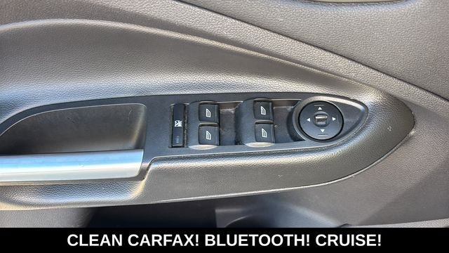 Used 2015 Ford Escape SE FWD image 10
