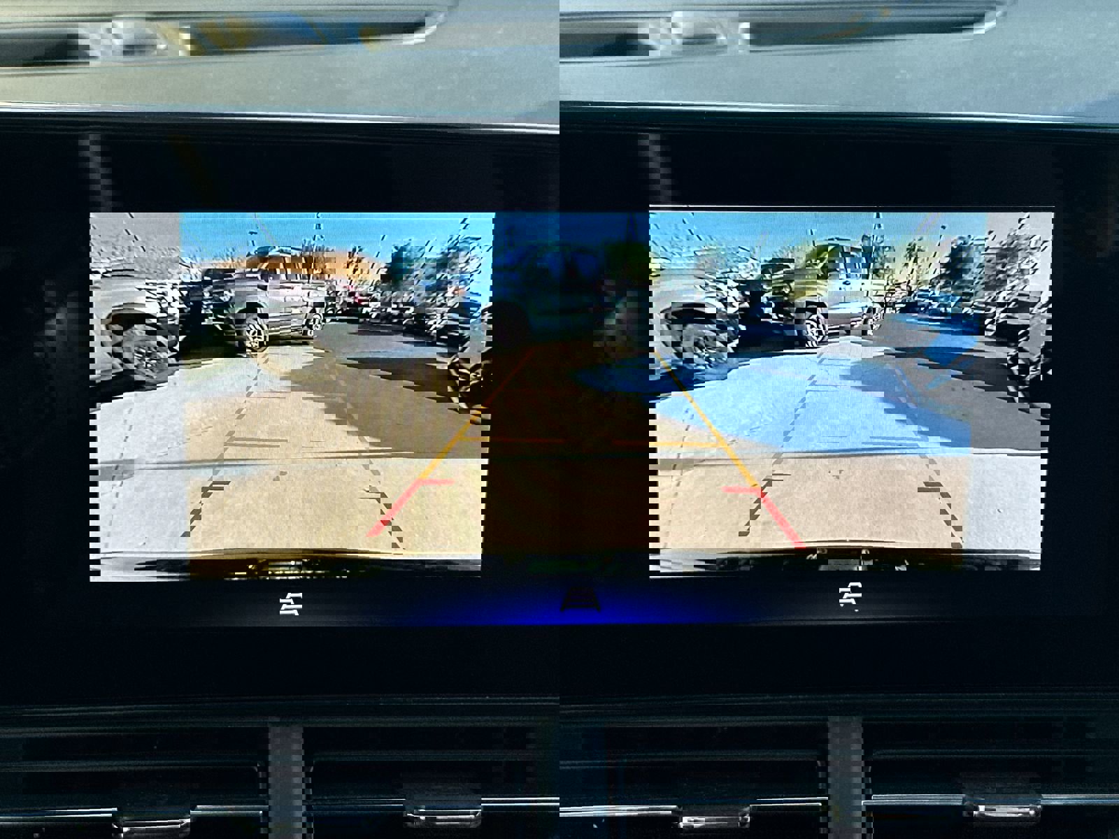 Certified 2025 Chevrolet Trax ACTIV w/ Sunroof Package image 27