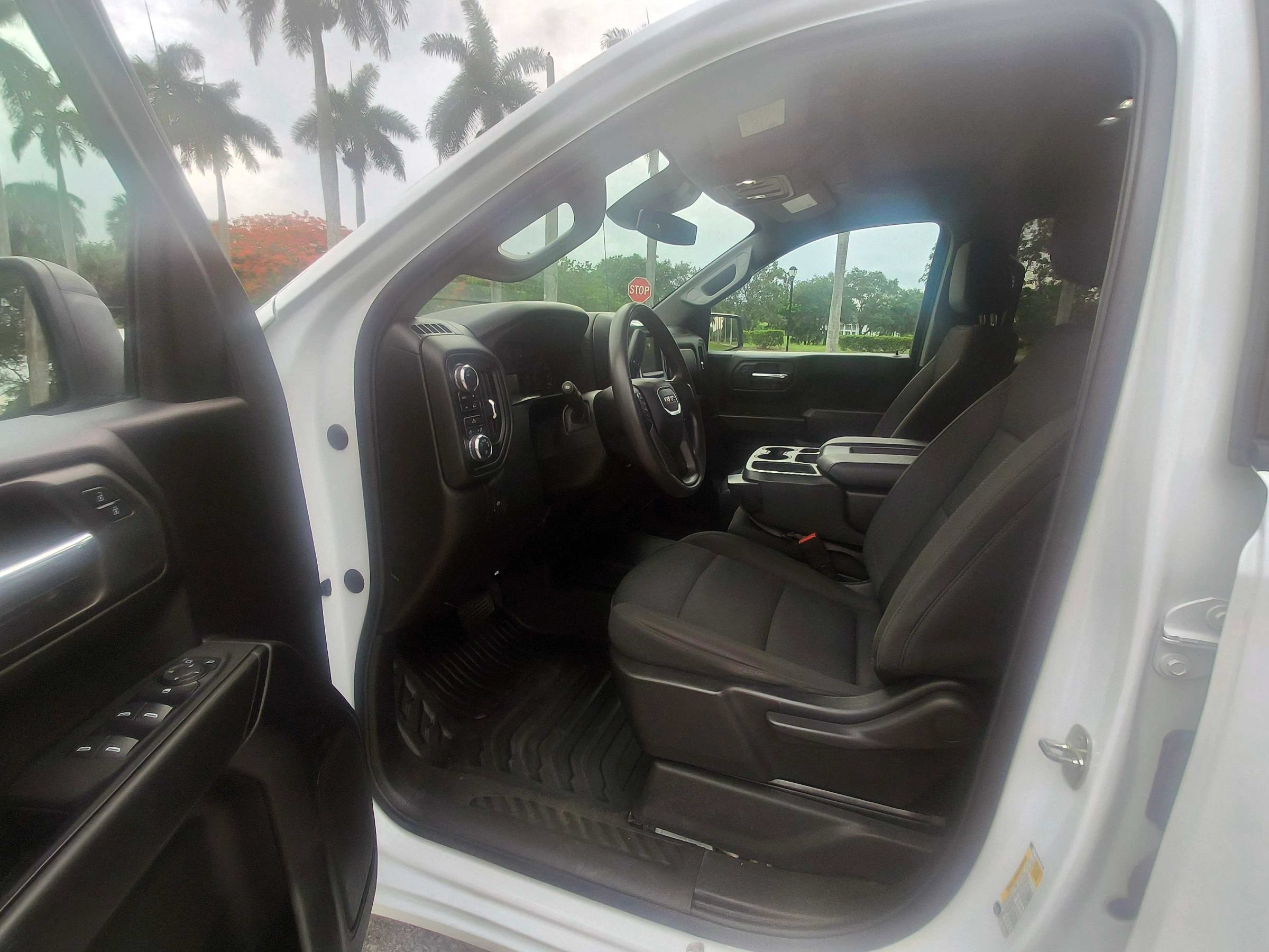 Used 2023 GMC Sierra 1500 Pro w/ Pro Value Package AWD/4WD image 19