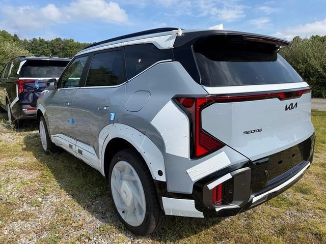 New 2027 Kia Seltos X-Line SX AWD/4WD image 8