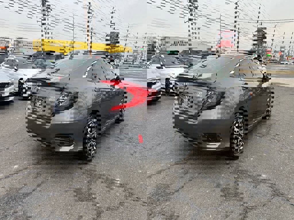 Used 2017 Honda Civic EX-T image 7