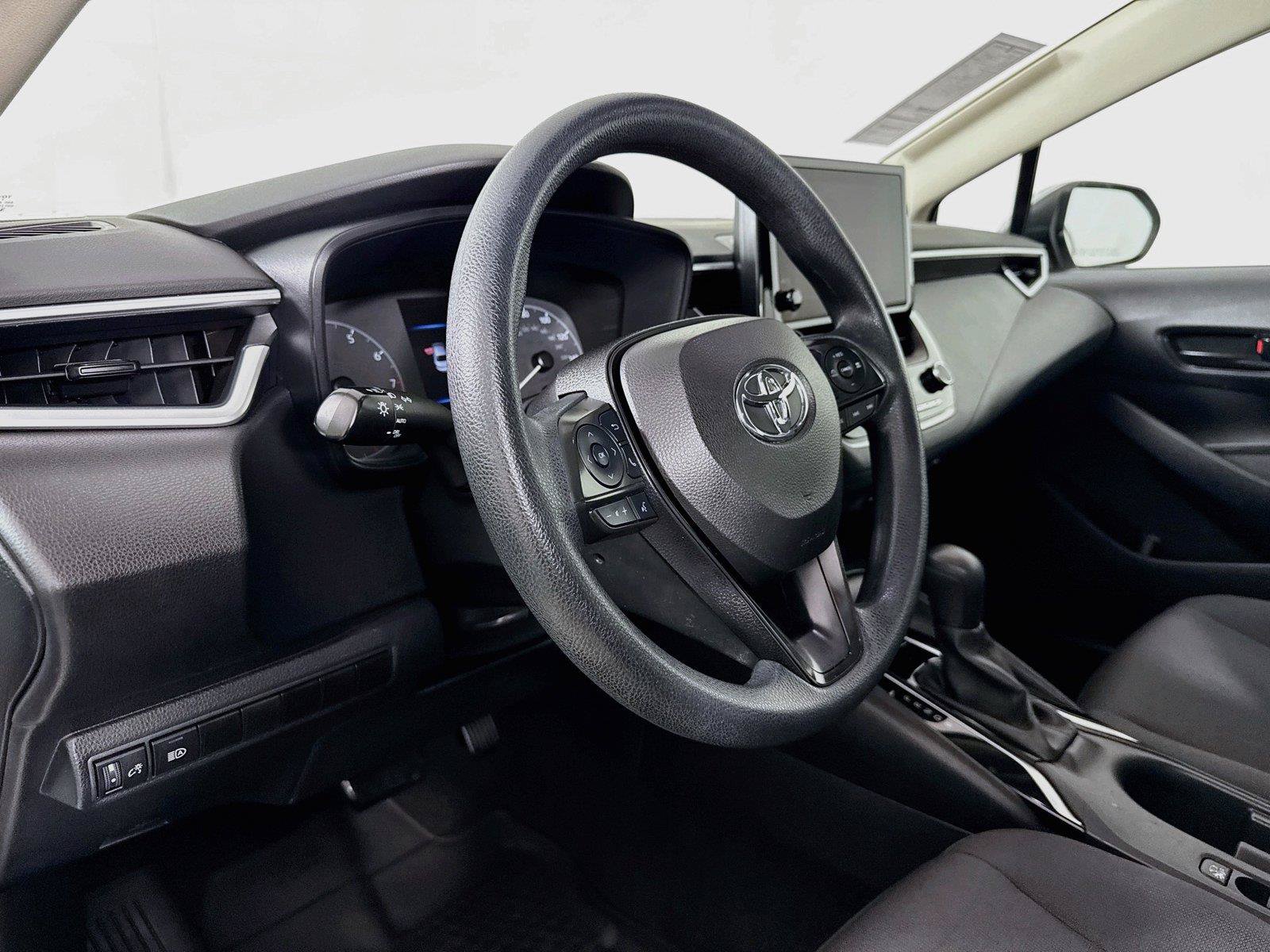 Certified 2024 Toyota Corolla LE FWD image 4