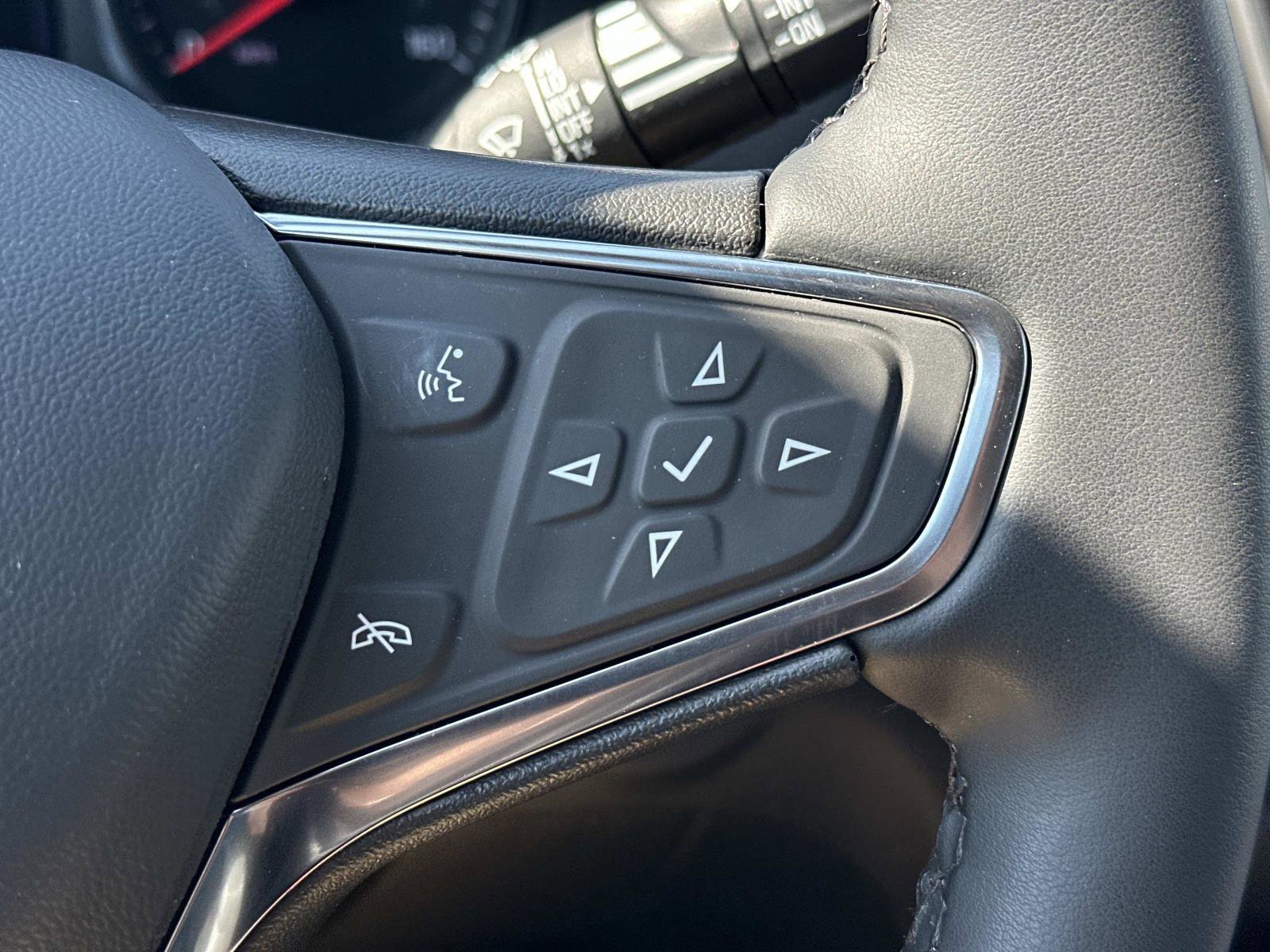 Certified 2024 Chevrolet Equinox LT FWD image 22