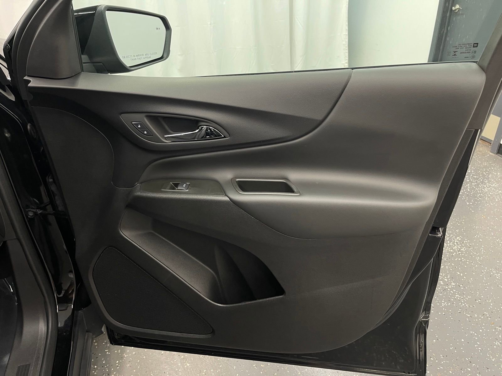 Used 2024 Chevrolet Equinox LT image 7