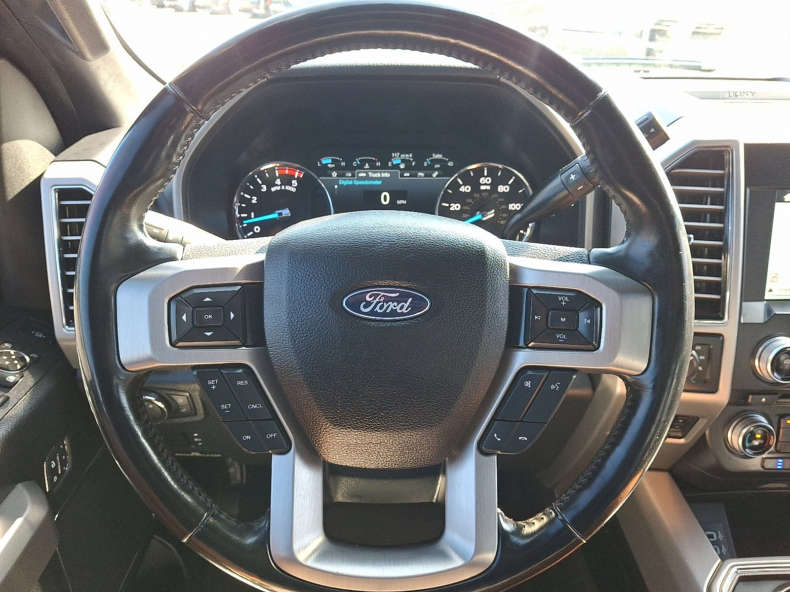 Used 2018 Ford F250 Platinum AWD/4WD image 22