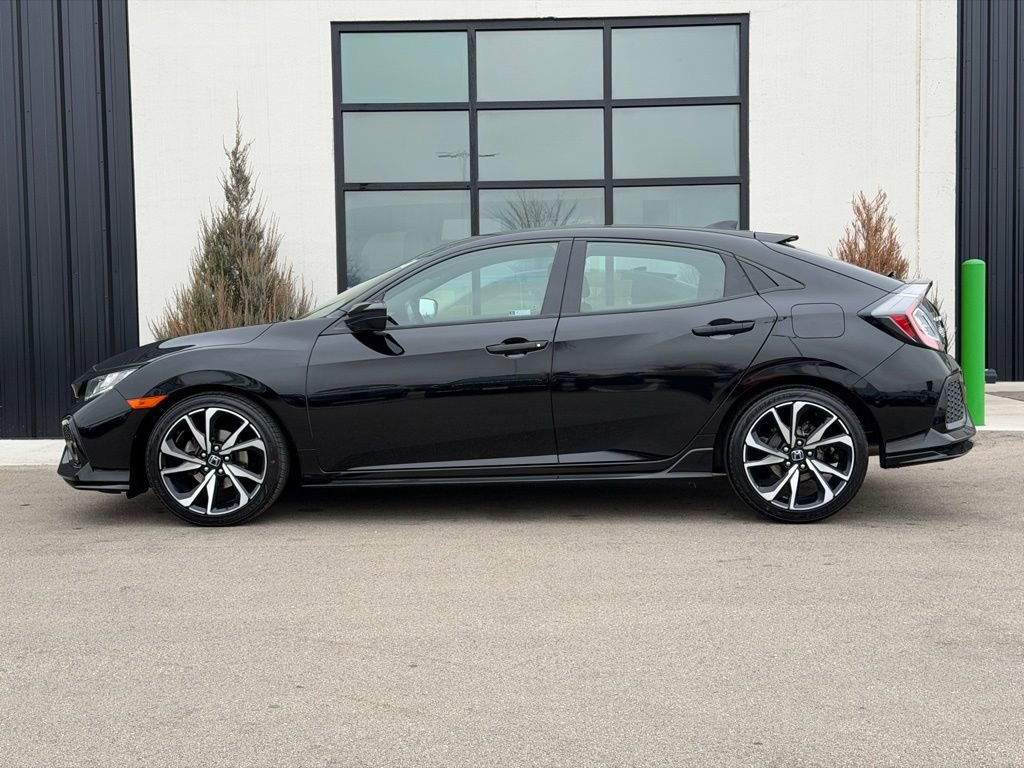 Used 2019 Honda Civic Sport image 2