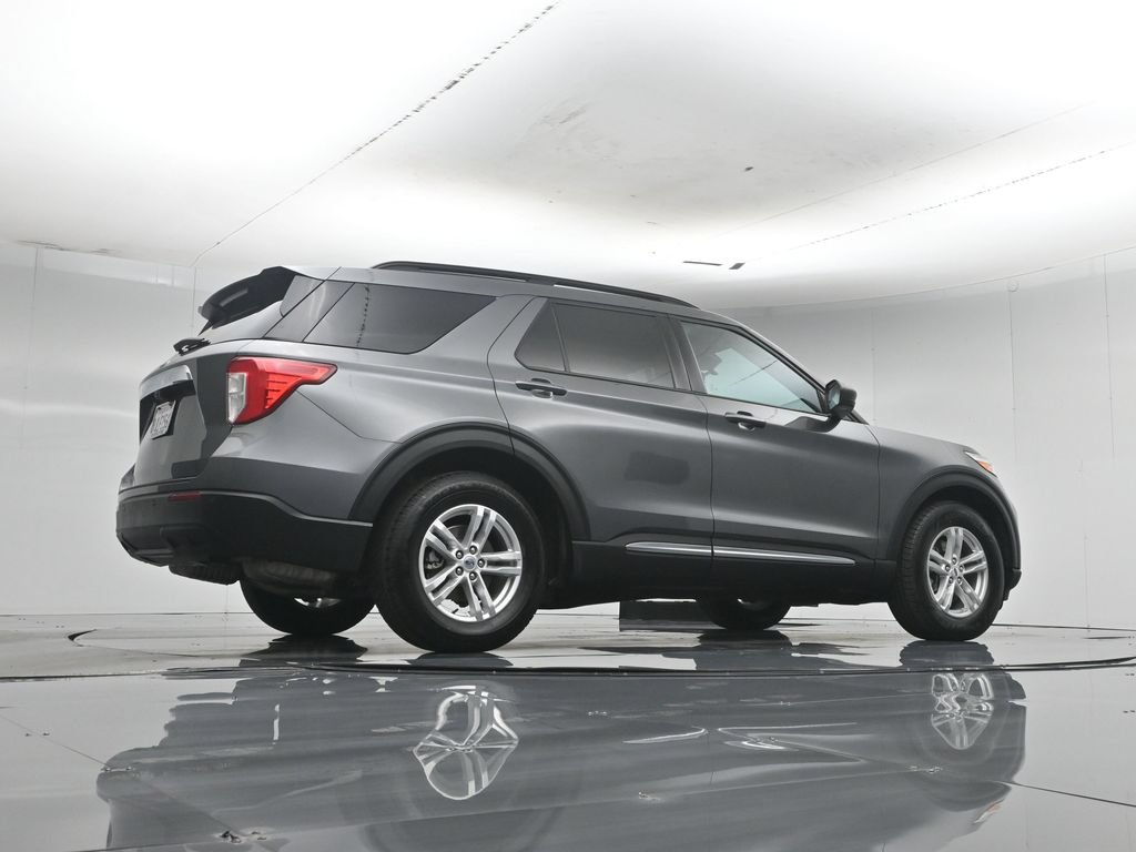 Used 2023 Ford Explorer XLT RWD image 50