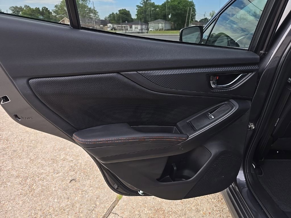 Used 2023 Subaru Crosstrek 2.5i Limited AWD/4WD image 38