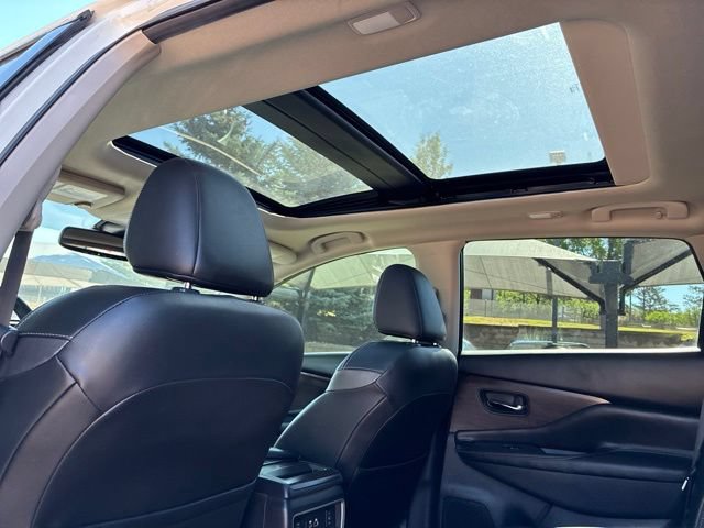Used 2019 Nissan Murano Platinum w/ Cargo Package AWD/4WD image 33
