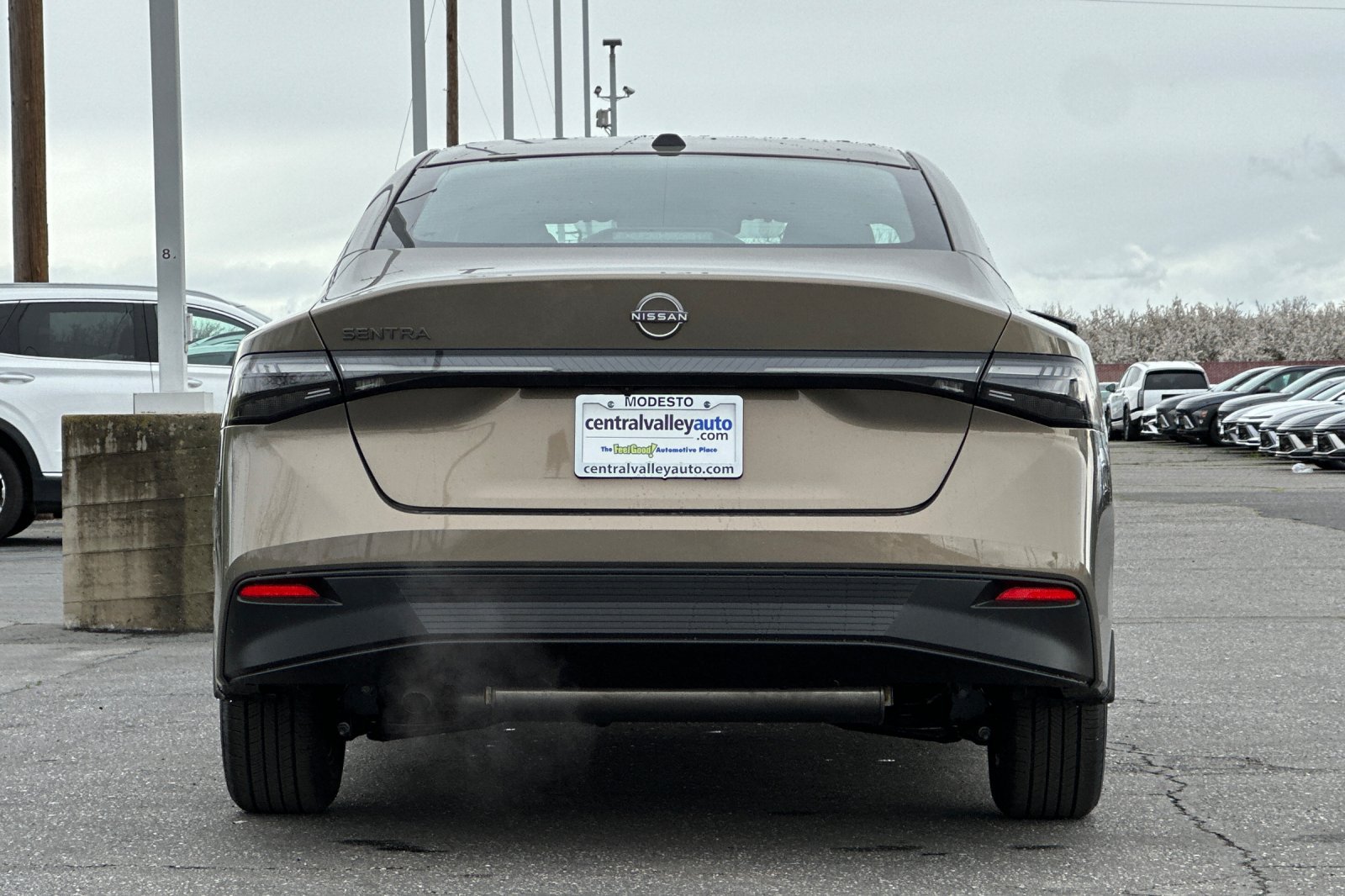 New 2026 Nissan Sentra SV w/ Floor Mat Package FWD image 5