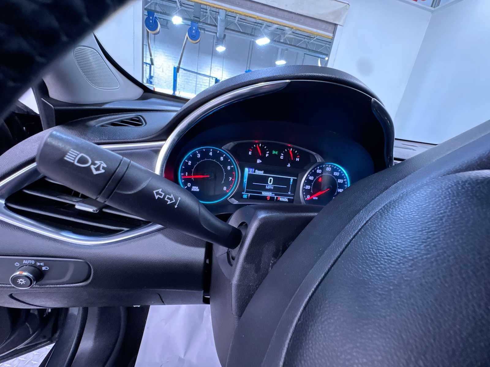 Used 2016 Chevrolet Malibu Premier FWD image 18