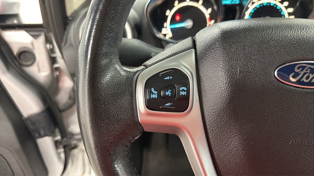 Used 2014 Ford Fiesta SE w/ Equipment Group 201A FWD image 22