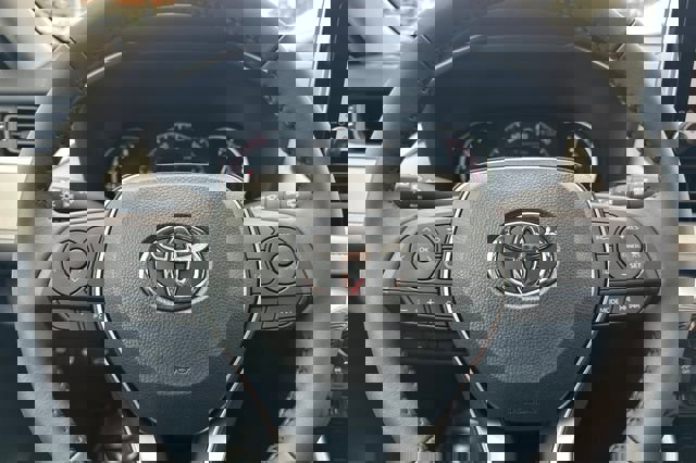 Certified 2025 Toyota RAV4 XLE w/ Convenience Package image 29