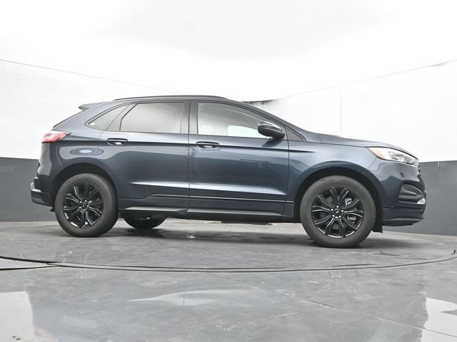 Used 2023 Ford Edge SE w/ Black Appearance Package AWD/4WD image 24