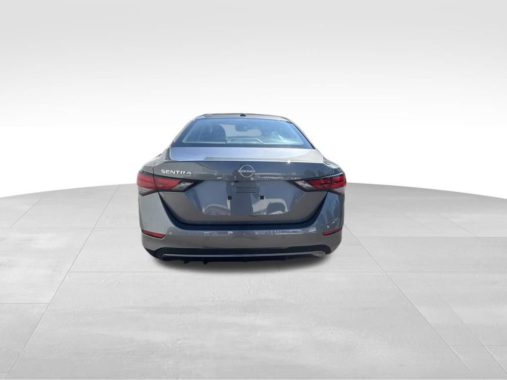 Used 2025 Nissan Sentra SV FWD image 5