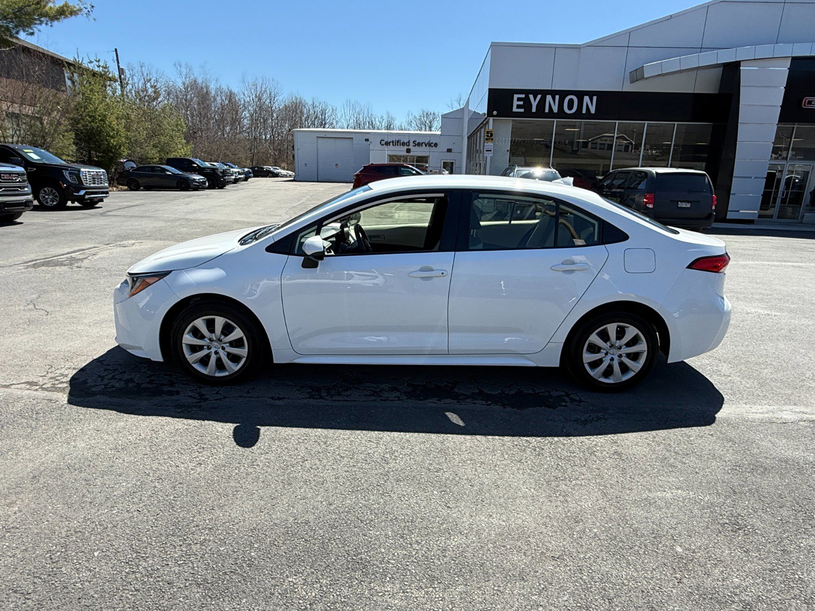 Used 2023 Toyota Corolla LE w/ Carpet Mat Package (TMS) image 2