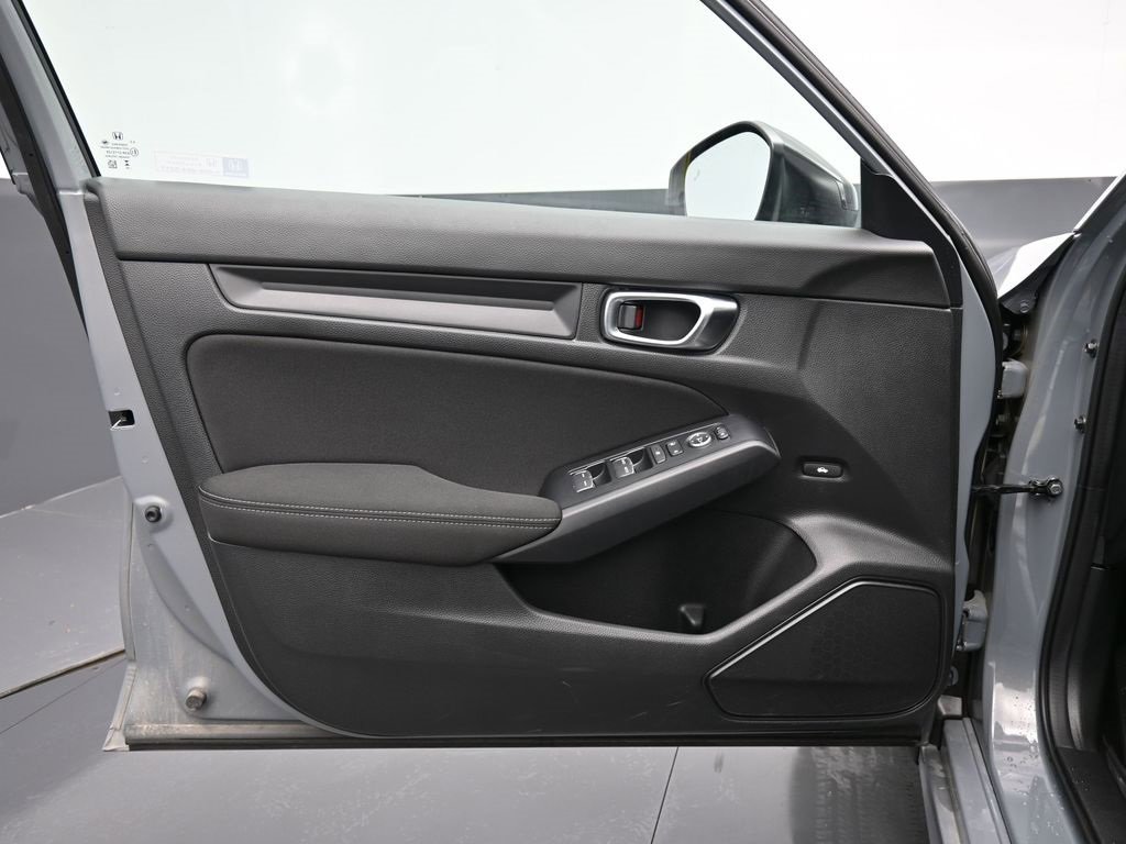 Certified 2025 Honda Civic Sport image 30