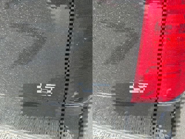 Used 2025 Chevrolet Silverado 1500 LT image 13