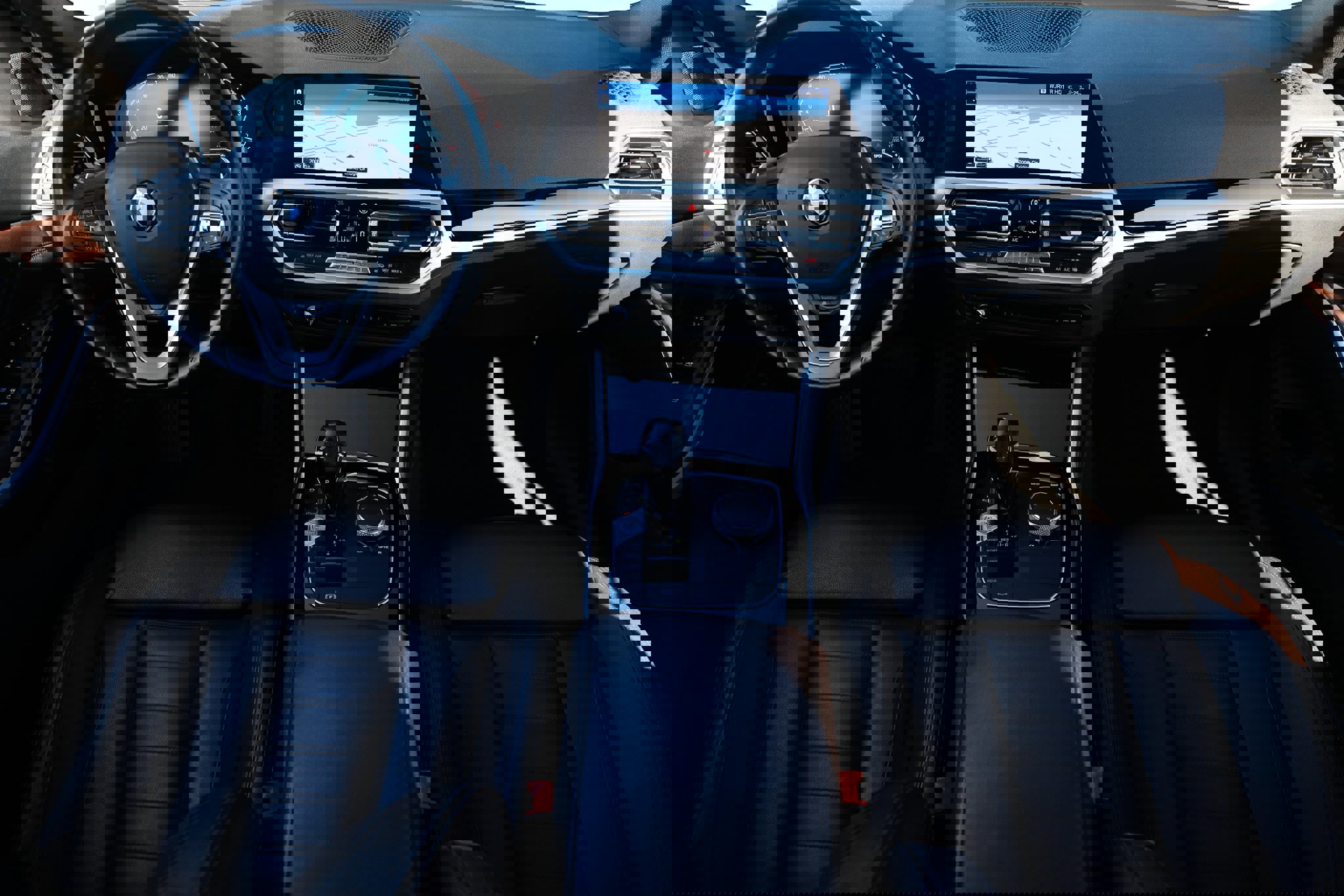 Used 2019 BMW 330i Sedan w/ Premium Package image 2