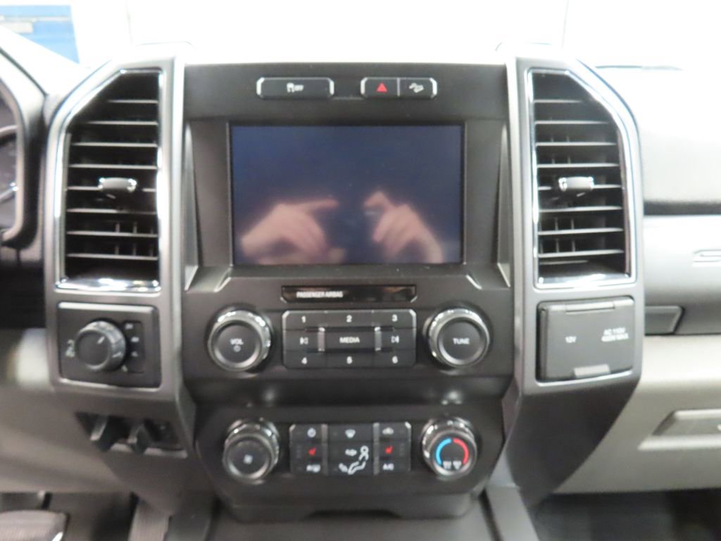 Used 2019 Ford F250 XLT w/ XLT Premium Package AWD/4WD image 49