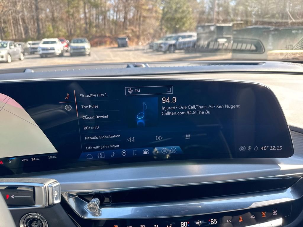 Used 2025 Cadillac Lyriq Luxury image 25