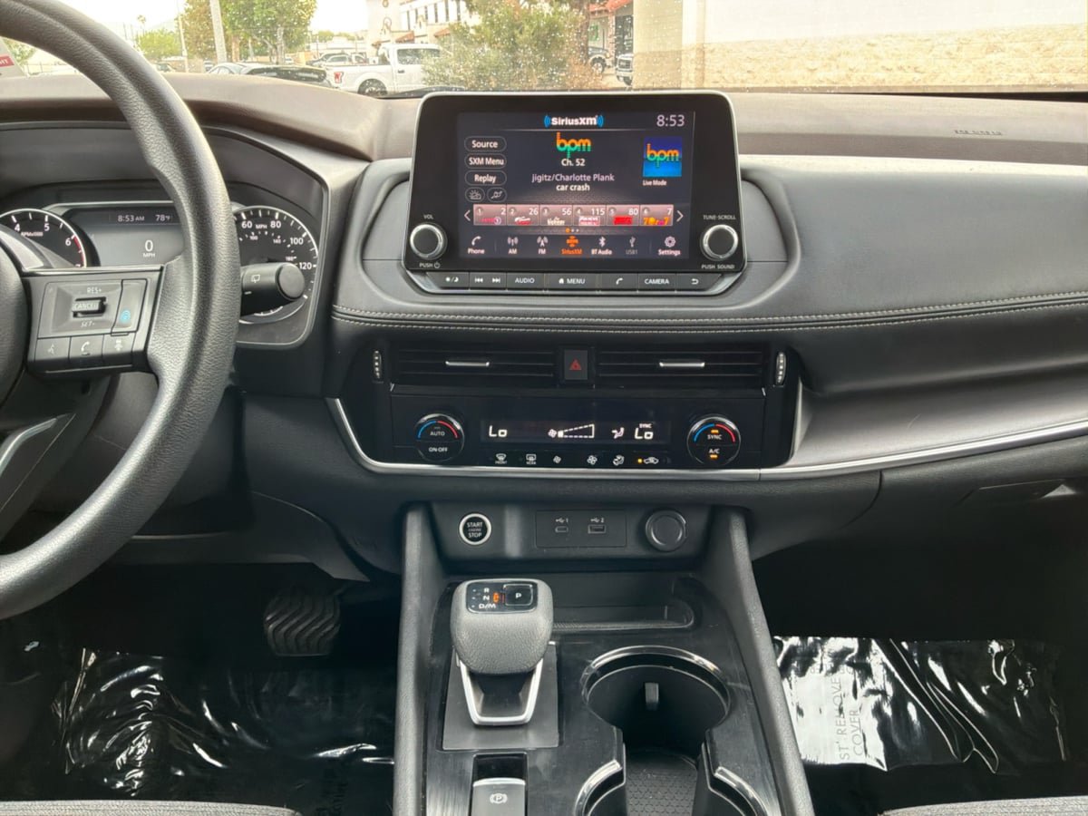 Used 2021 Nissan Rogue SV FWD image 15