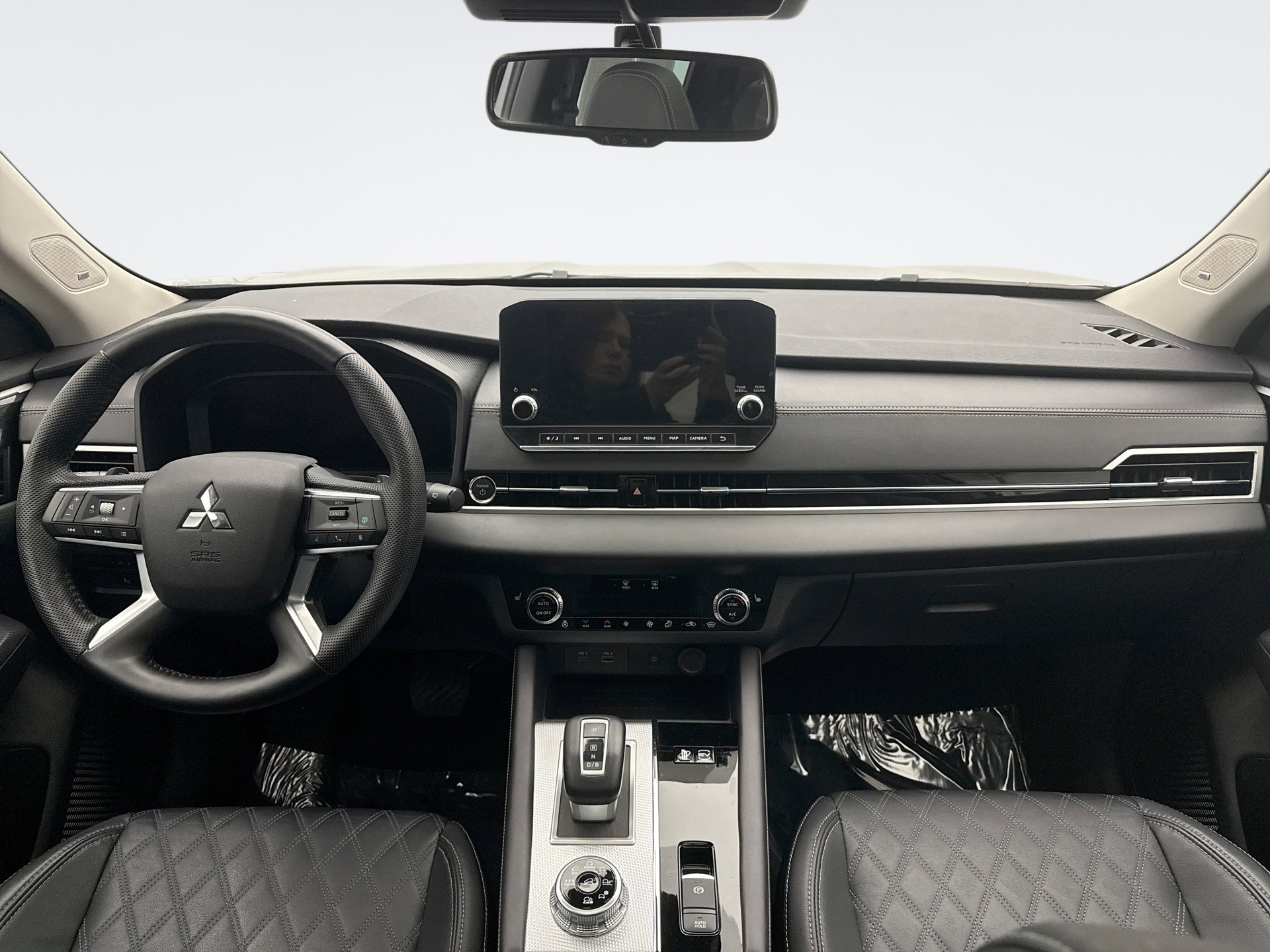 Used 2023 Mitsubishi Outlander SEL 40th Anniversary image 14