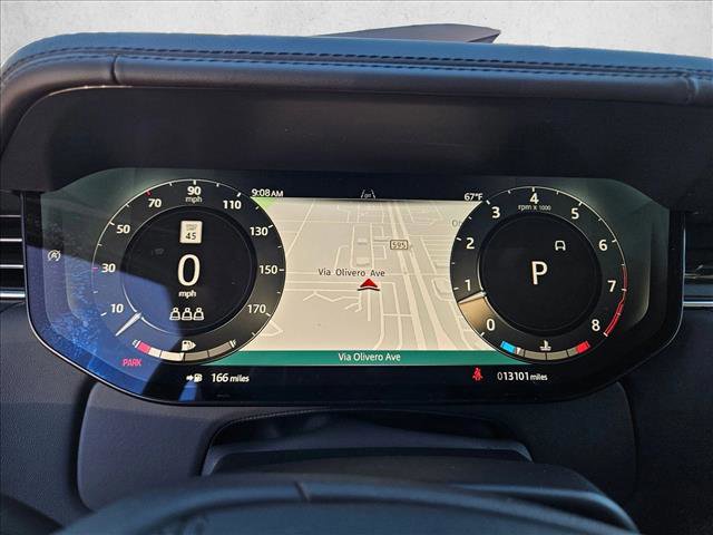 Used 2025 Land Rover Range Rover Long Wheelbase Autobiography image 11