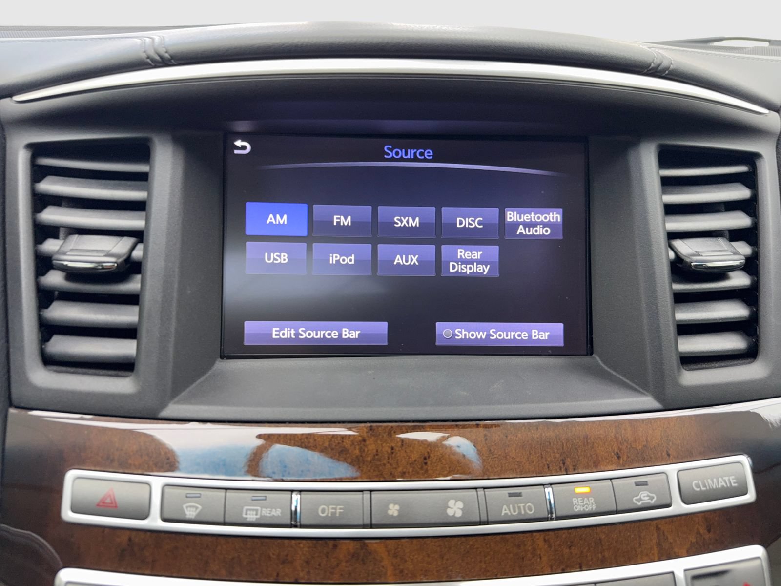 Used 2017 INFINITI QX60 FWD w/ Deluxe Technology Package image 28