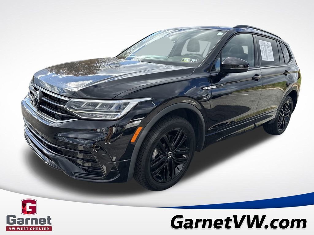 Certified 2022 Volkswagen Tiguan SE R-Line