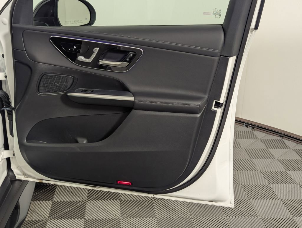 Used 2025 Mercedes-Benz GLC 43 AMG 4MATIC image 53