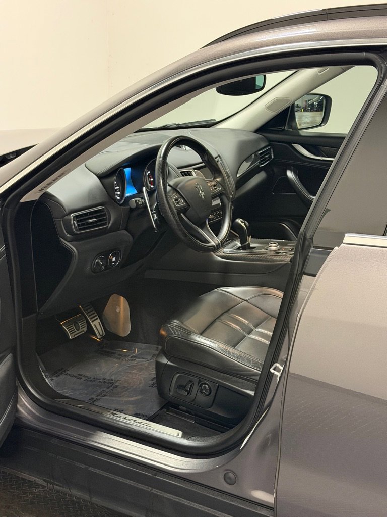 Used 2018 Maserati Levante S GranSport image 8