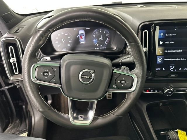 Used 2020 Volvo XC40 T5 R-Design w/ Protection Package Premier image 14