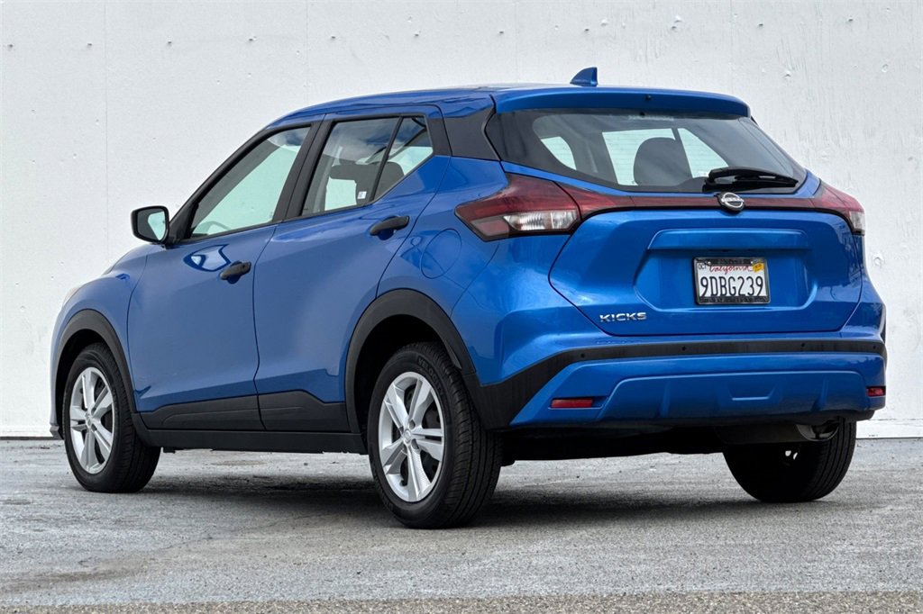 Used 2023 Nissan Kicks S image 6