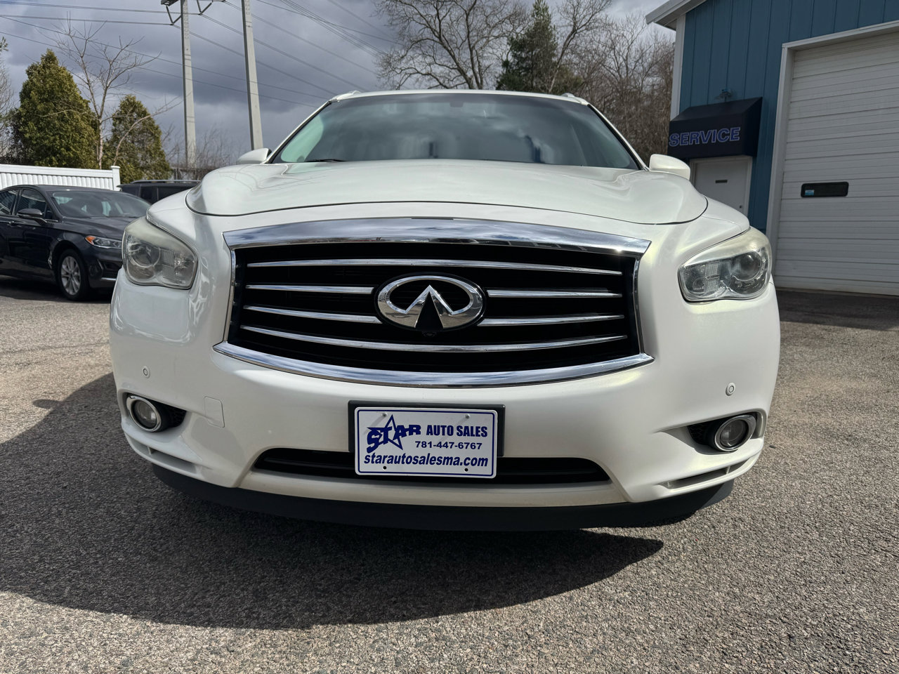 Used 2013 INFINITI JX35 AWD w/ Premium Pkg image 4