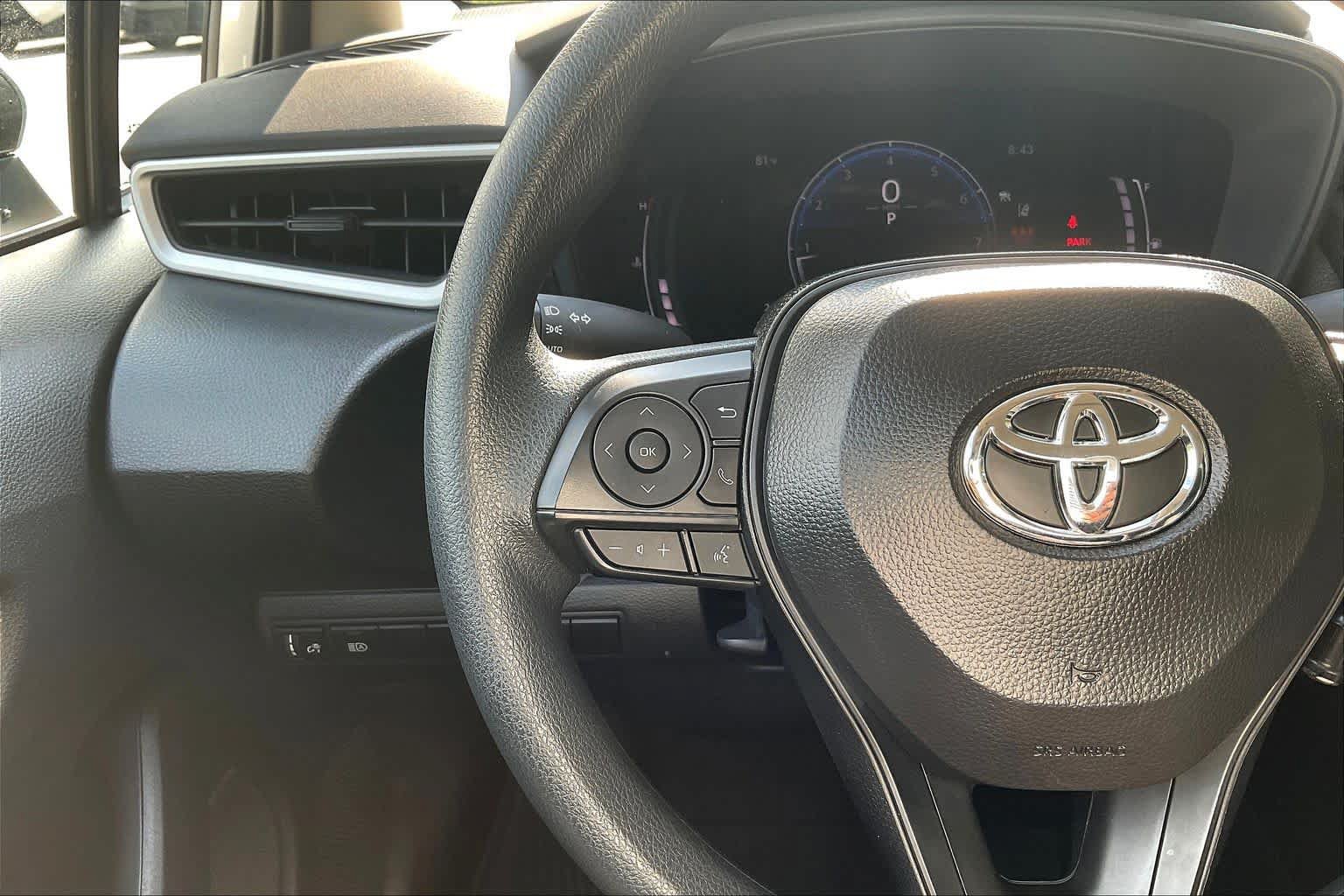 Used 2026 Toyota Corolla LE FWD image 23