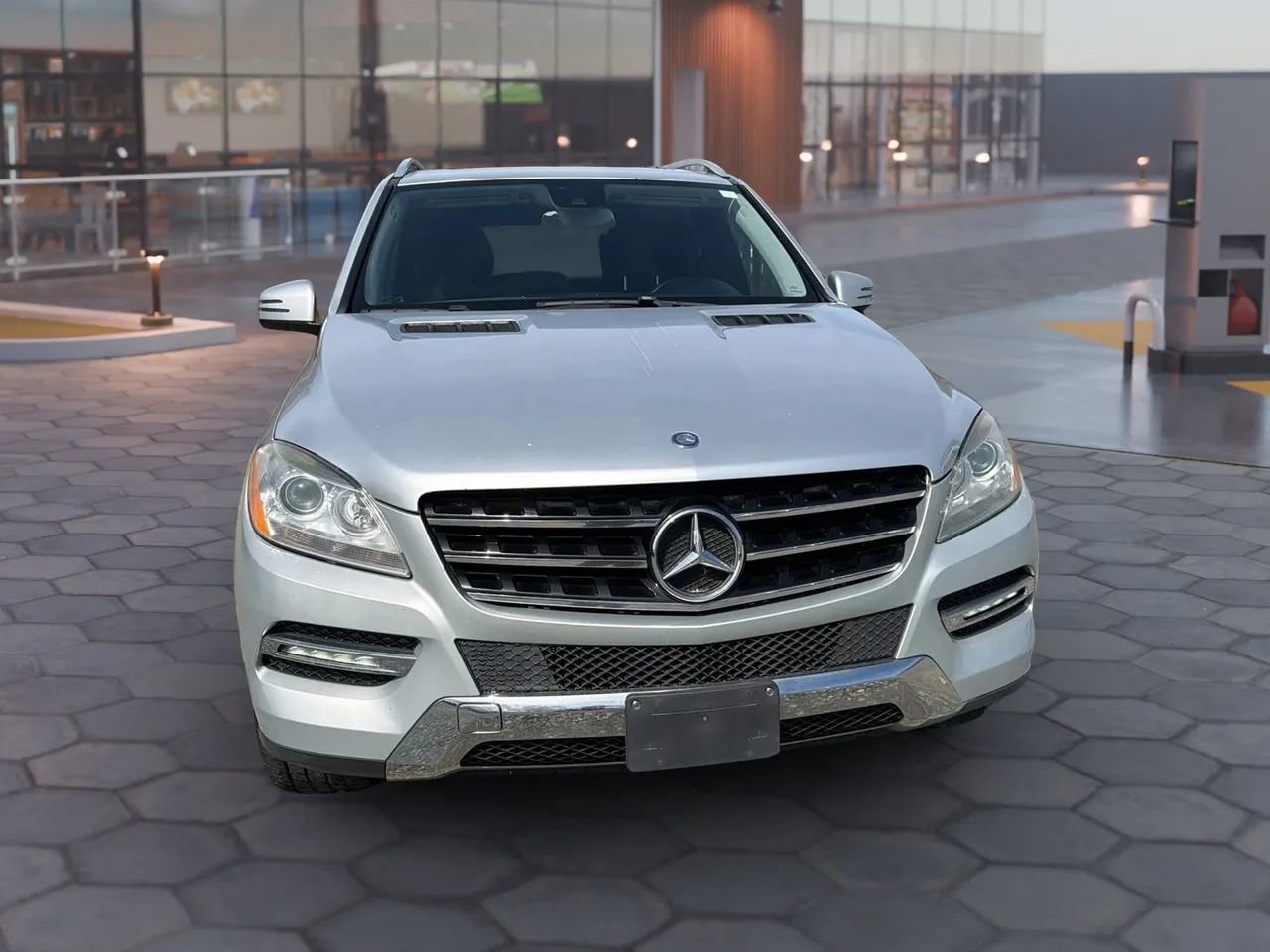 Used 2014 Mercedes-Benz ML 350 ML 350 4MATIC Sport Utility 4D w/ Premium 1 Package image 23