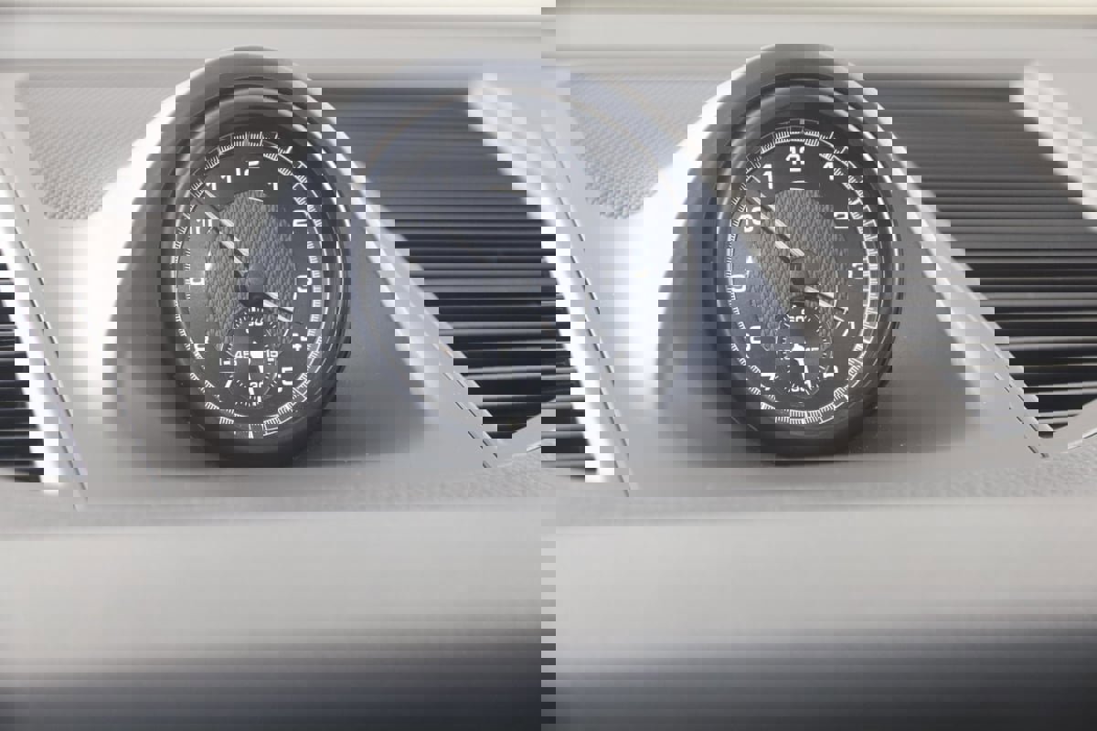 Used 2025 Porsche Macan image 40