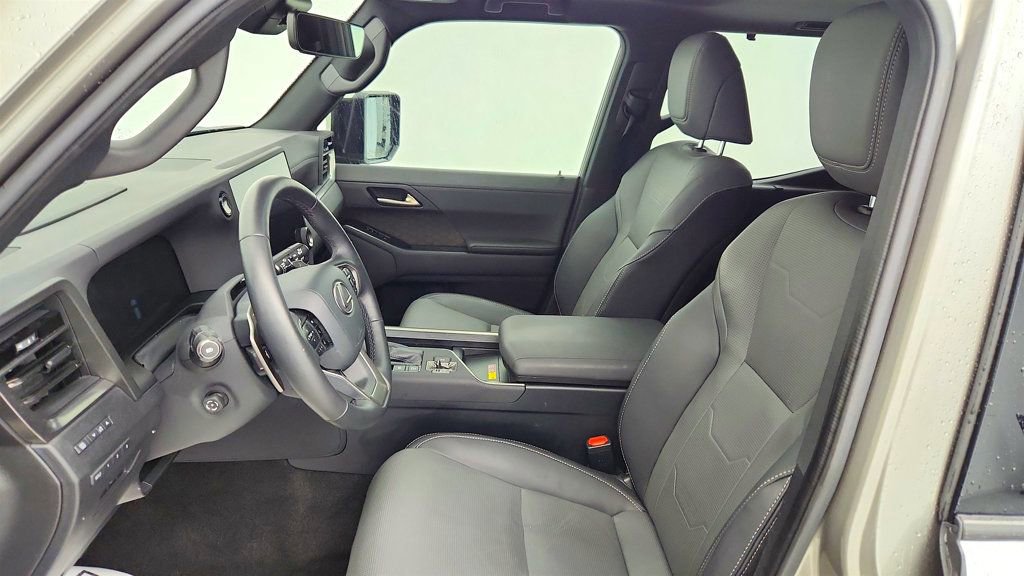 Used 2024 Lexus GX 550 AWD/4WD image 18
