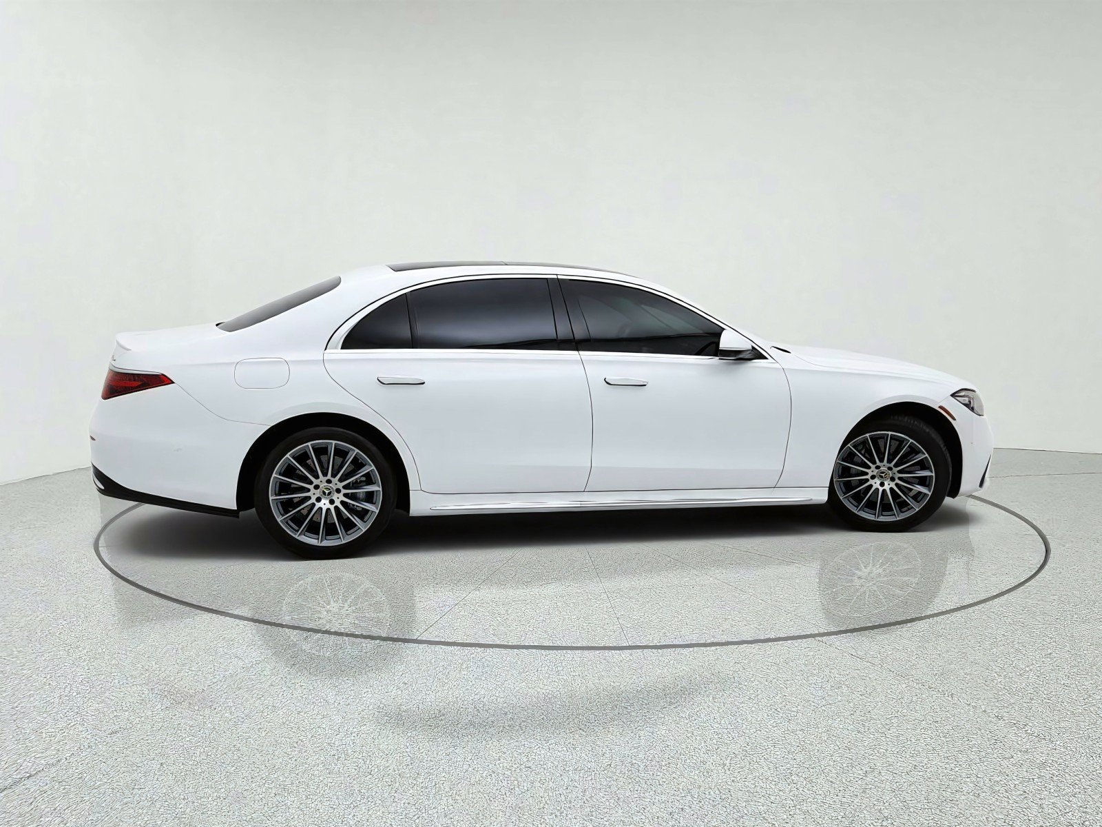 Certified 2025 Mercedes-Benz S 580 4MATIC Sedan image 7